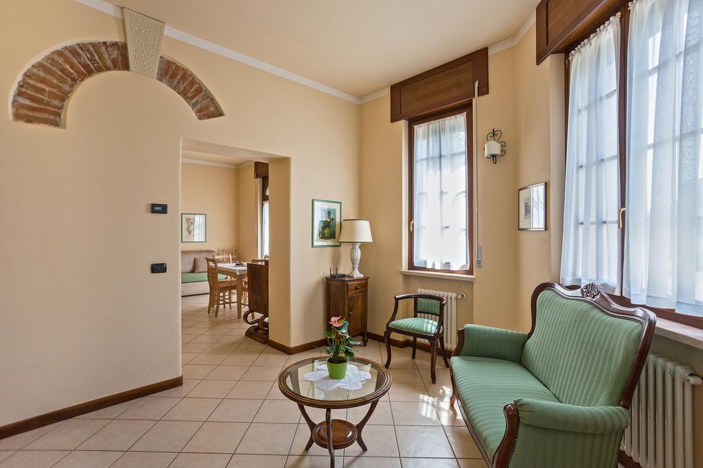 Mainard Apart-hotel