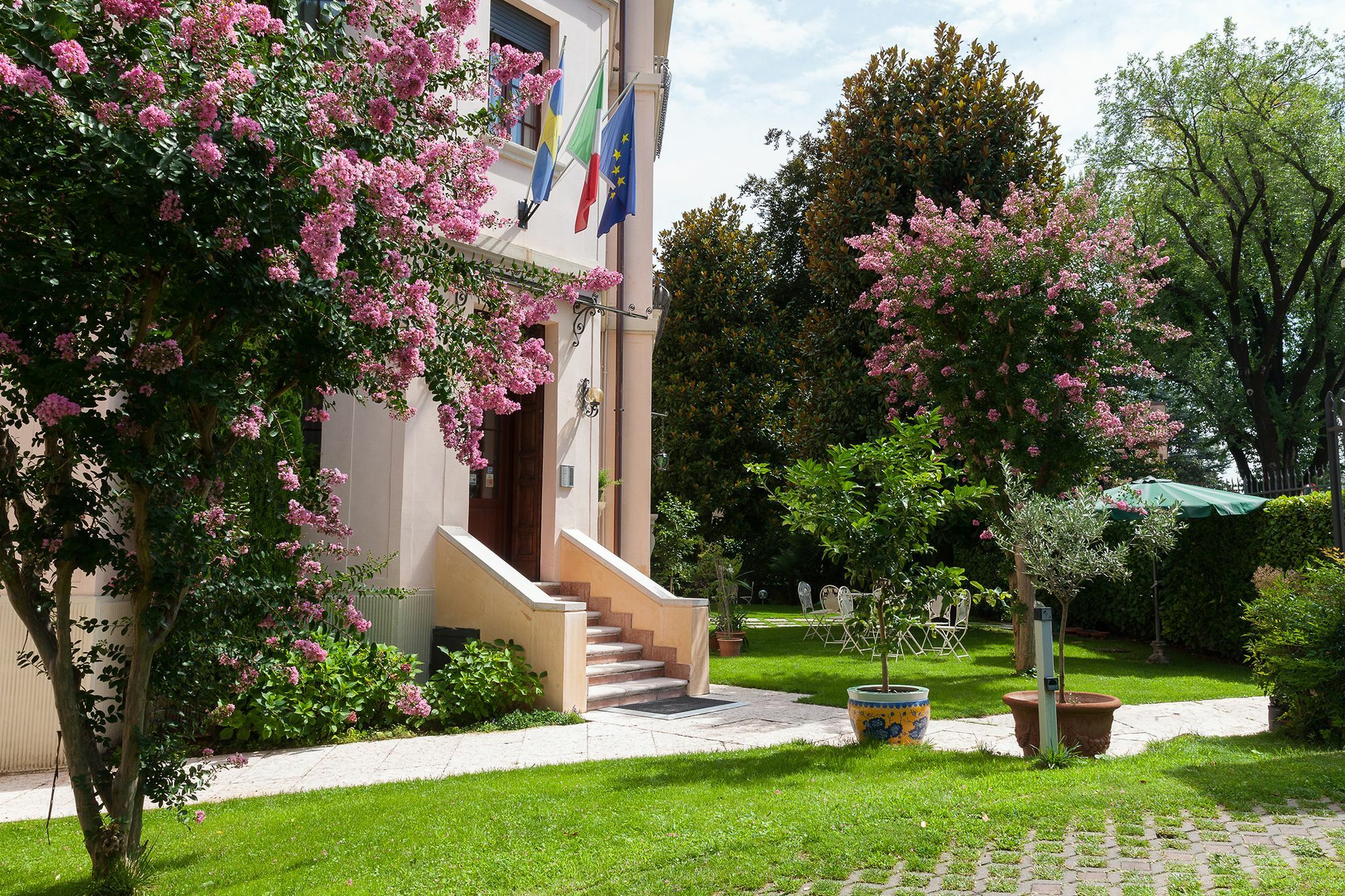 Mainard Apart-hotel Verona